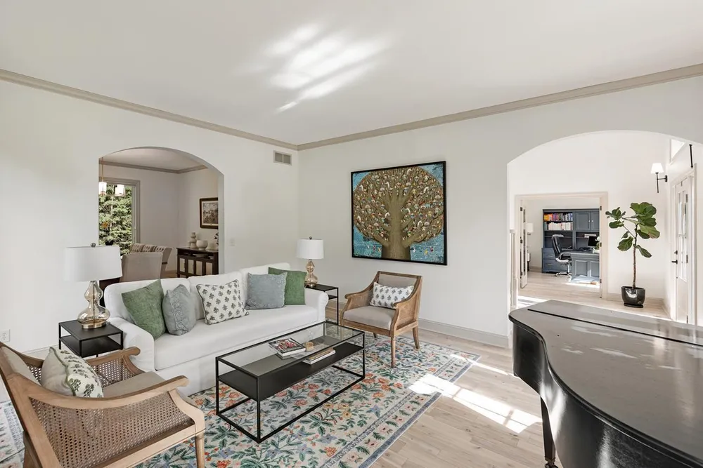 8562 French Curve, Eden Prairie, MN 55347