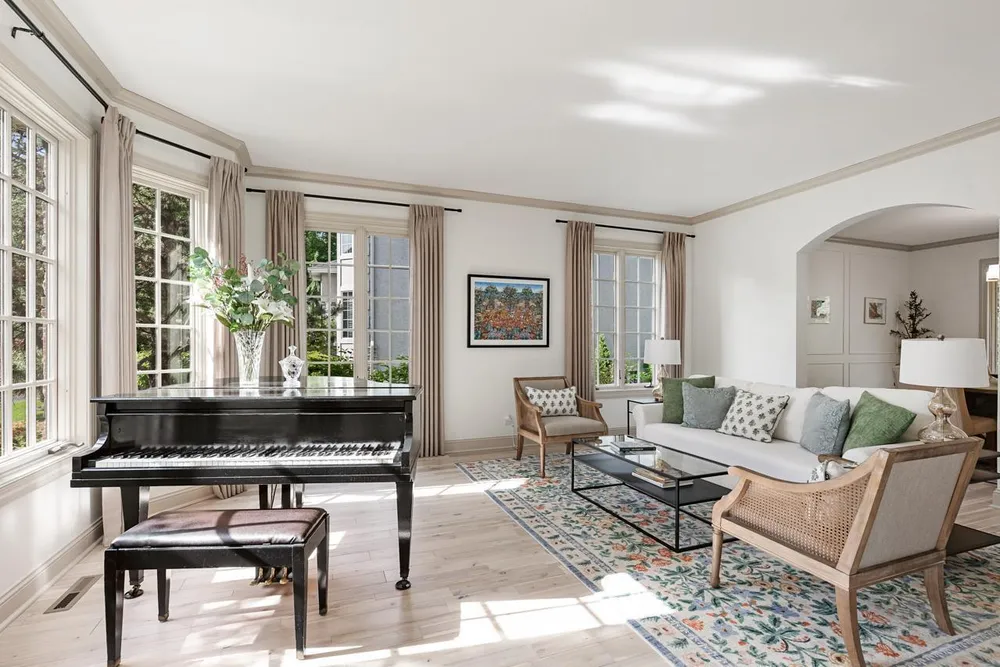 8562 French Curve, Eden Prairie, MN 55347