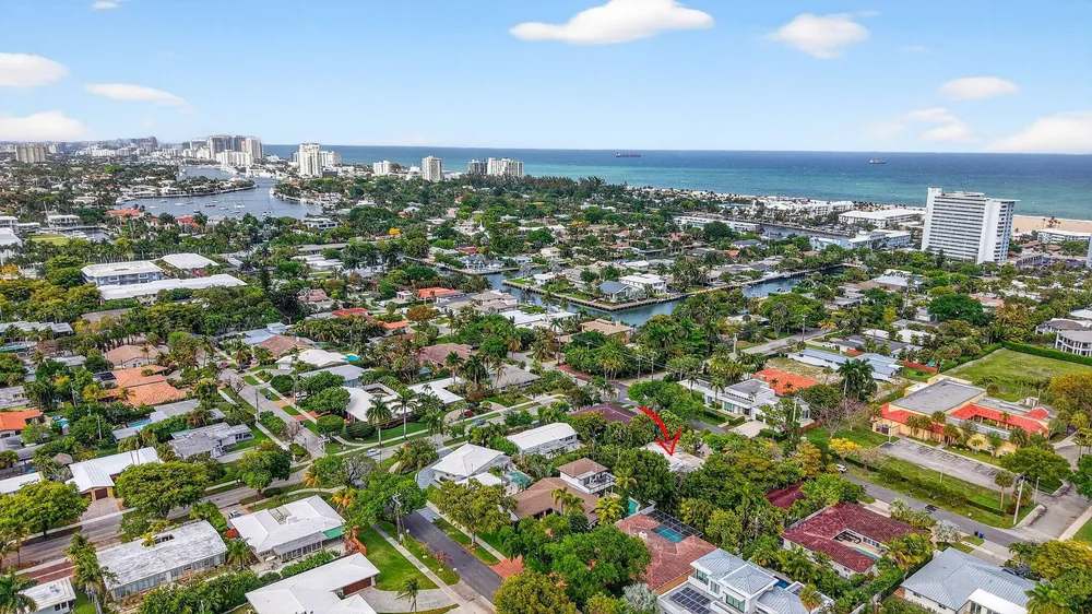 1935 SE 25th Ave, Fort Lauderdale, FL 33316