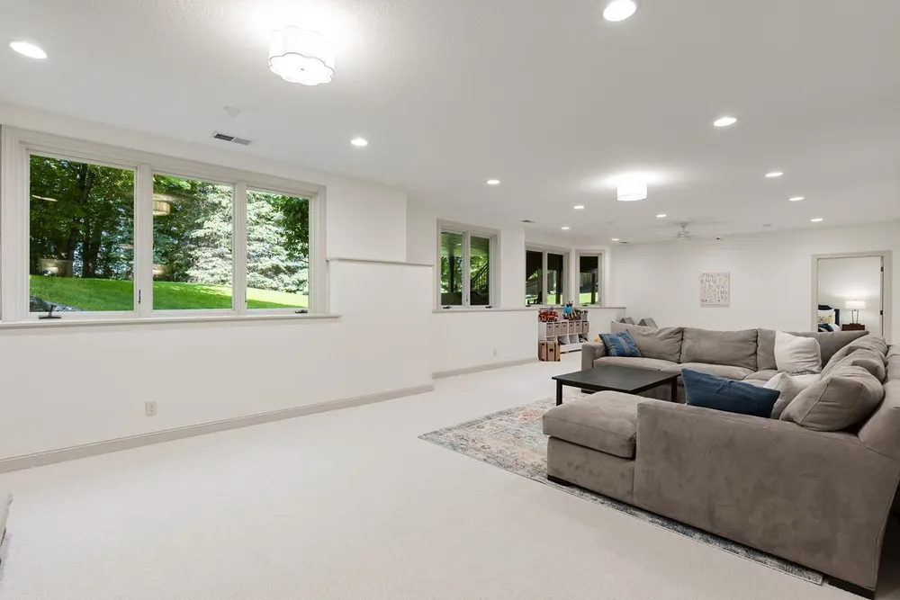 8562 French Curve, Eden Prairie, MN 55347