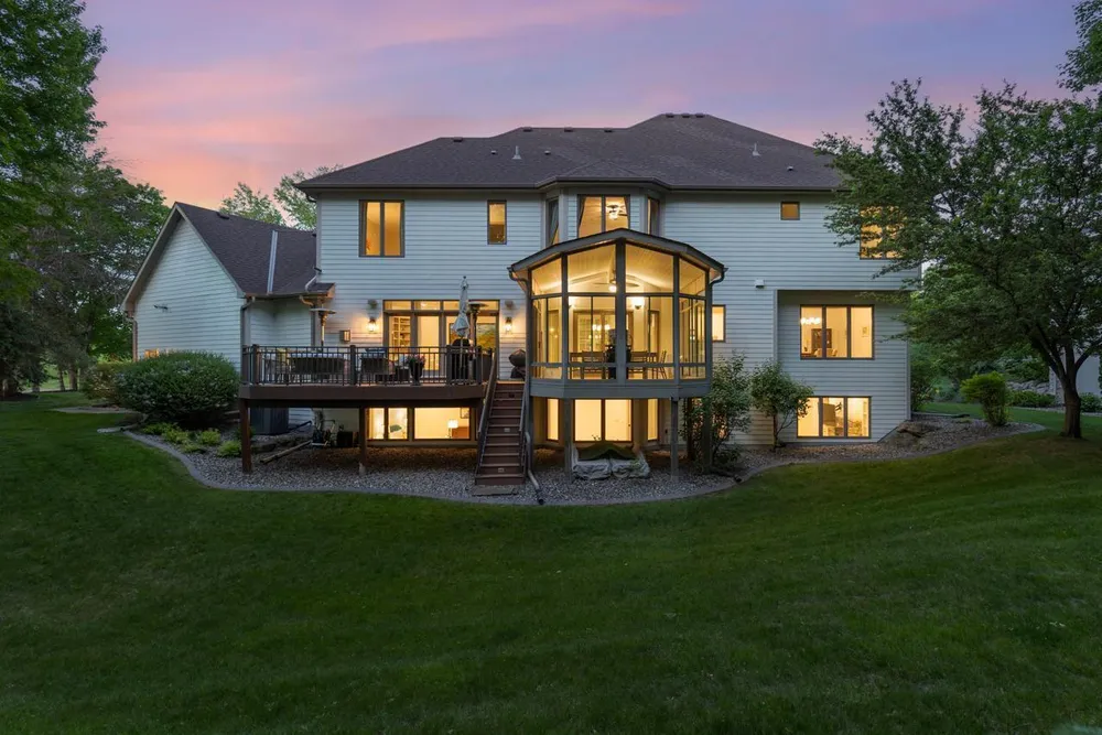 8562 French Curve, Eden Prairie, MN 55347