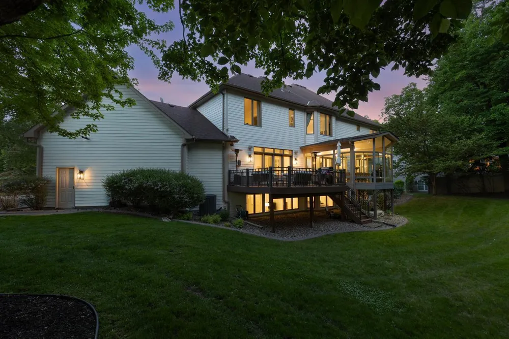 8562 French Curve, Eden Prairie, MN 55347