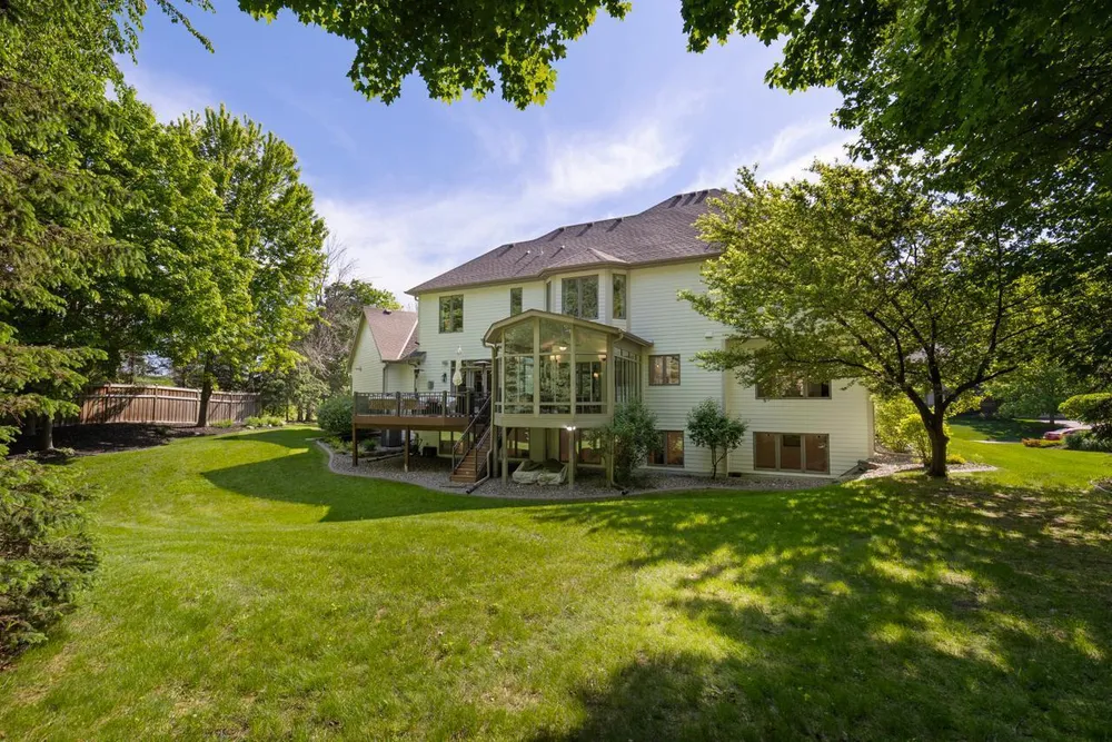 8562 French Curve, Eden Prairie, MN 55347