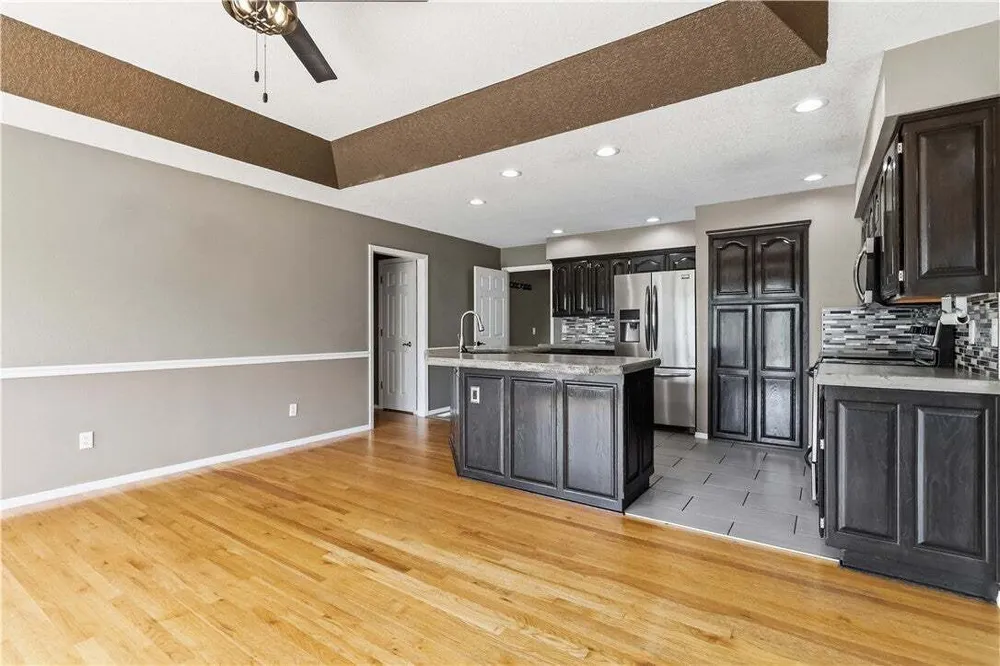 11 McManigal Ln, Bella Vista, AR 72715
