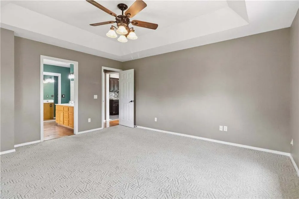 11 McManigal Ln, Bella Vista, AR 72715