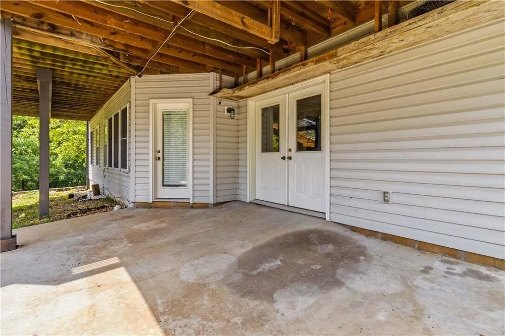 11 McManigal Ln, Bella Vista, AR 72715