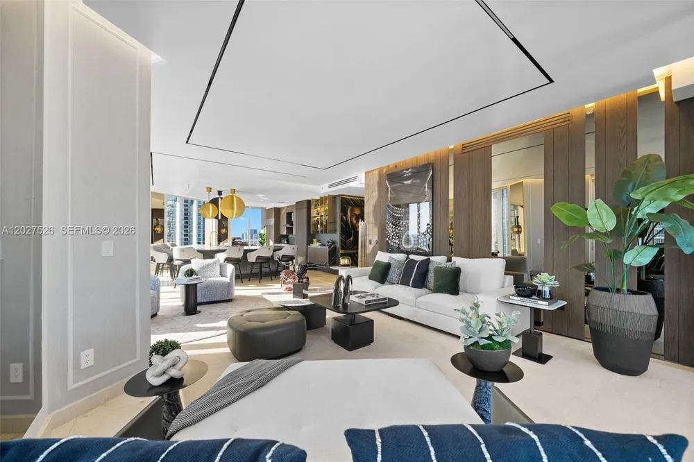 901 Brickell Key Blvd, Miami, FL 33131