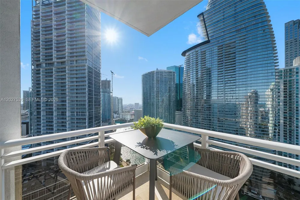 901 Brickell Key Blvd, Miami, FL 33131