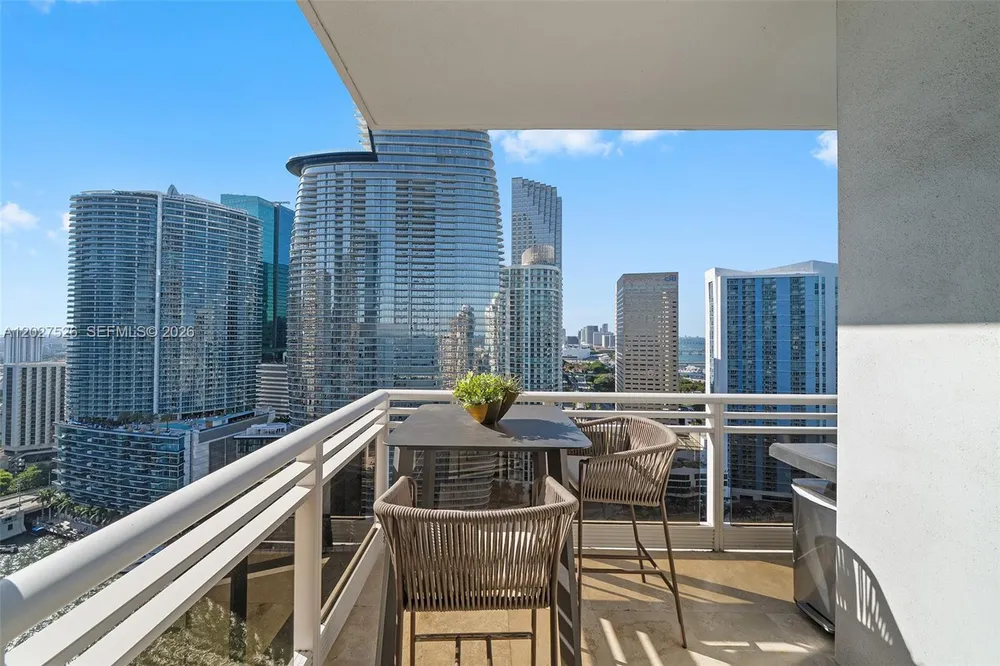 901 Brickell Key Blvd, Miami, FL 33131