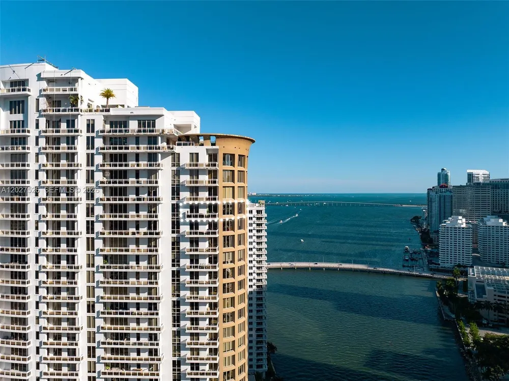 901 Brickell Key Blvd, Miami, FL 33131