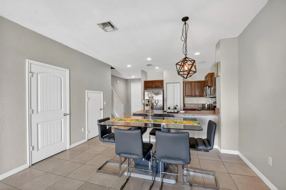 1186 Paisley Ct, Lake Worth Beach, FL 33461