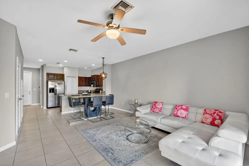 1186 Paisley Ct, Lake Worth Beach, FL 33461