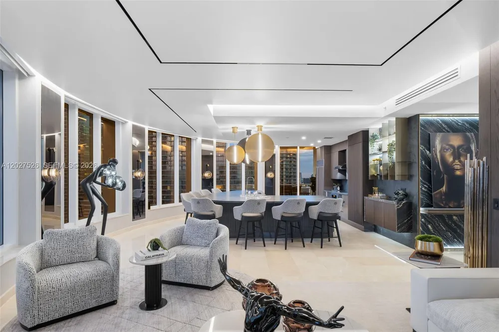 901 Brickell Key Blvd, Miami, FL 33131