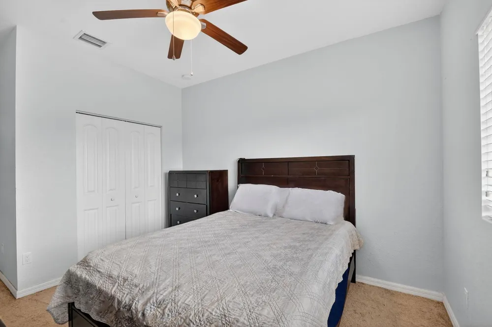 1186 Paisley Ct, Lake Worth Beach, FL 33461