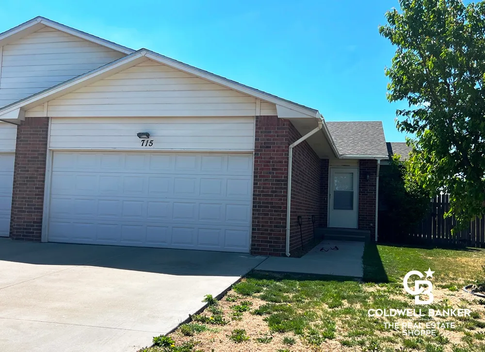 715 Amy St, Garden City, KS 67846