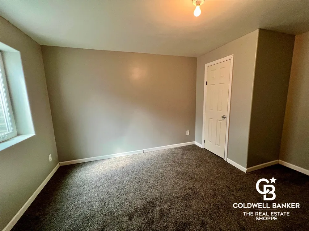 715 Amy St, Garden City, KS 67846