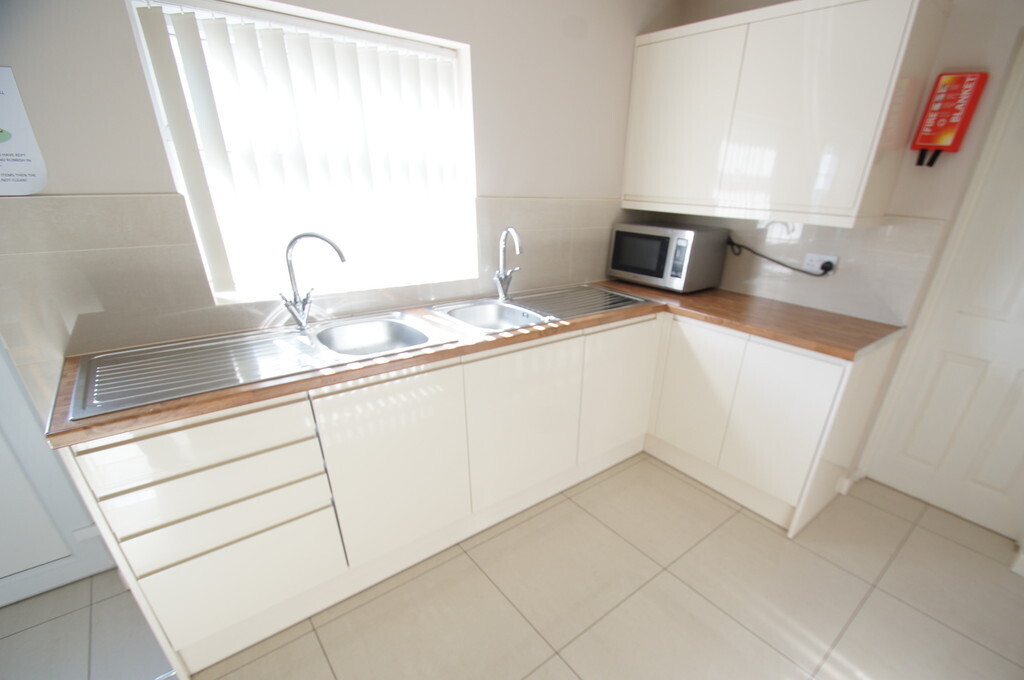 Room 2 of 6, Swan Lane, Coventry, CV2 4GH Image 3
