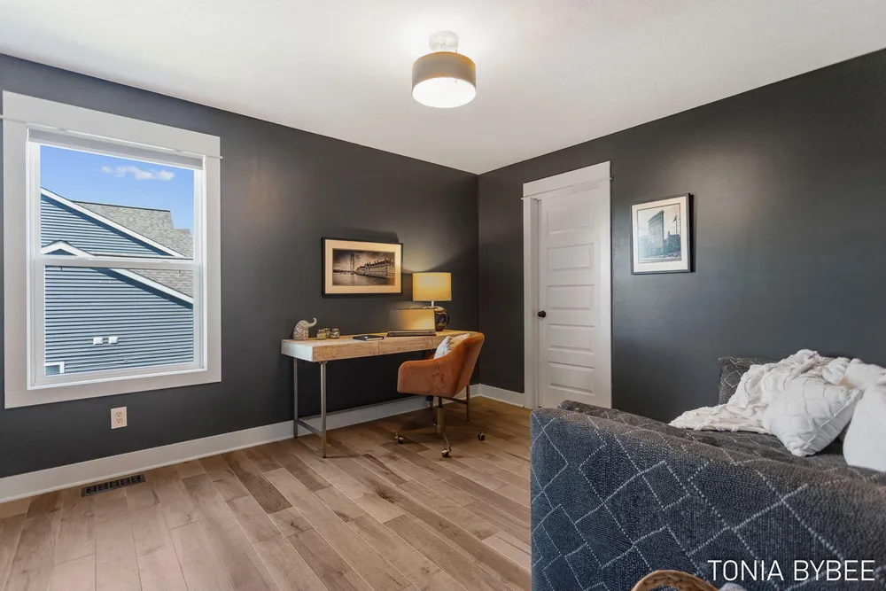 14298 Georgian Bay Dr, Holland, MI 49424