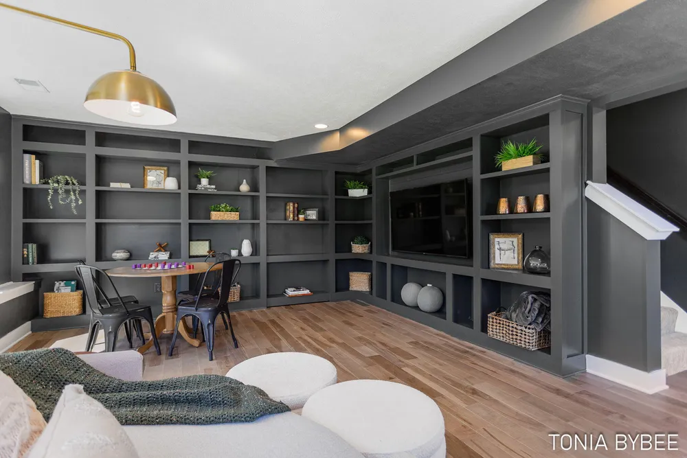 14298 Georgian Bay Dr, Holland, MI 49424