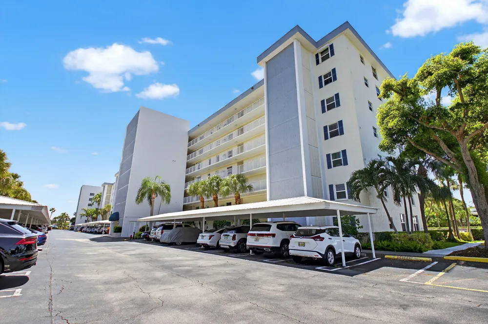 1 Harbourside Dr, Delray Beach, FL 33483