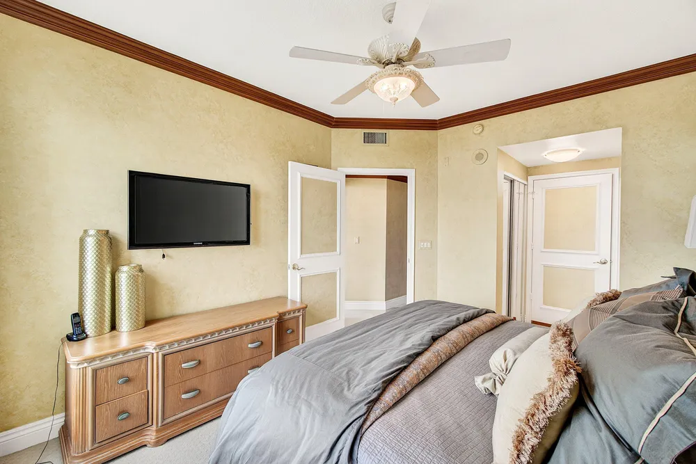 3720 S Ocean Blvd, Highland Beach, FL 33487