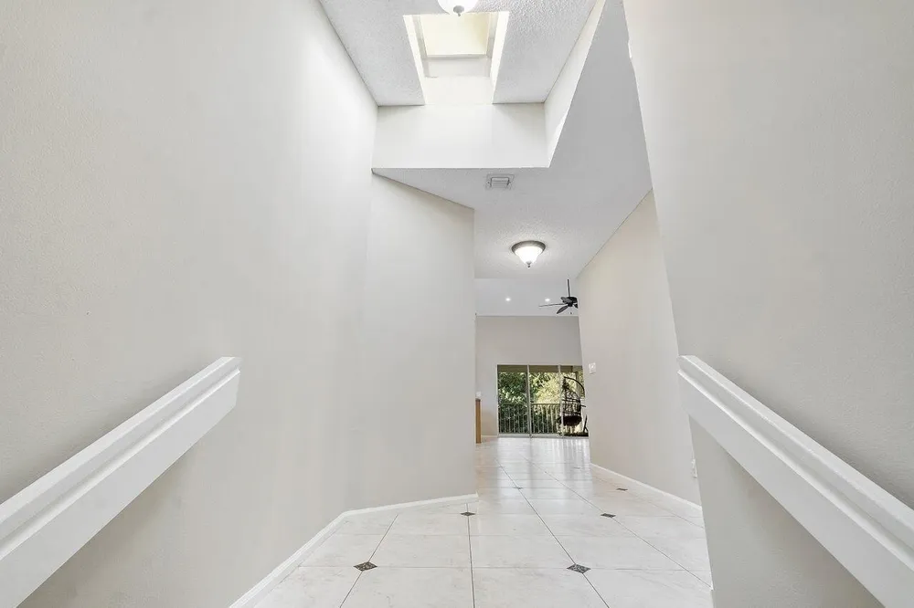 17270 Boca Club Blvd, Boca Raton, FL 33487