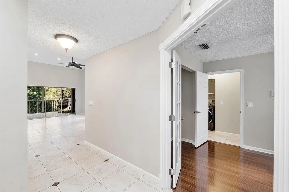 17270 Boca Club Blvd, Boca Raton, FL 33487