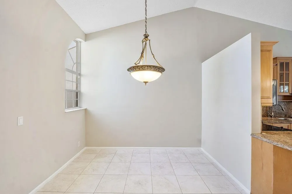 17270 Boca Club Blvd, Boca Raton, FL 33487