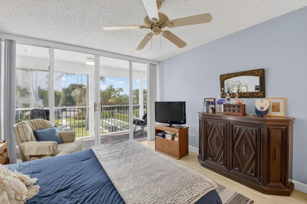 1 Harbourside Dr, Delray Beach, FL 33483