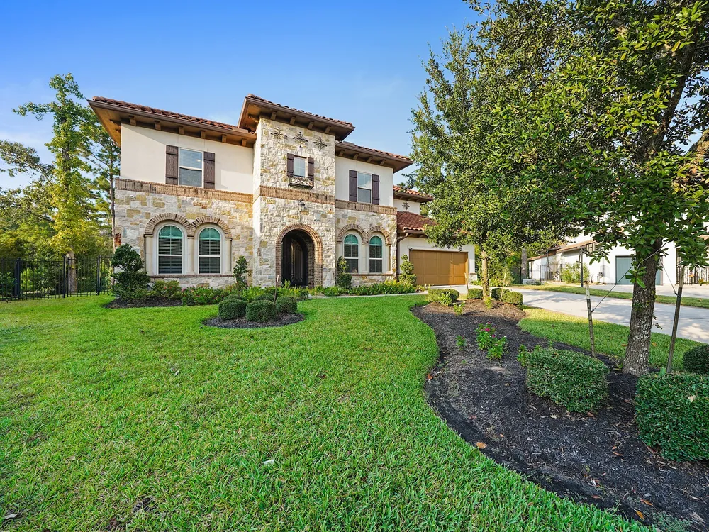 11 Kimberling Ct, Tomball, TX 77375