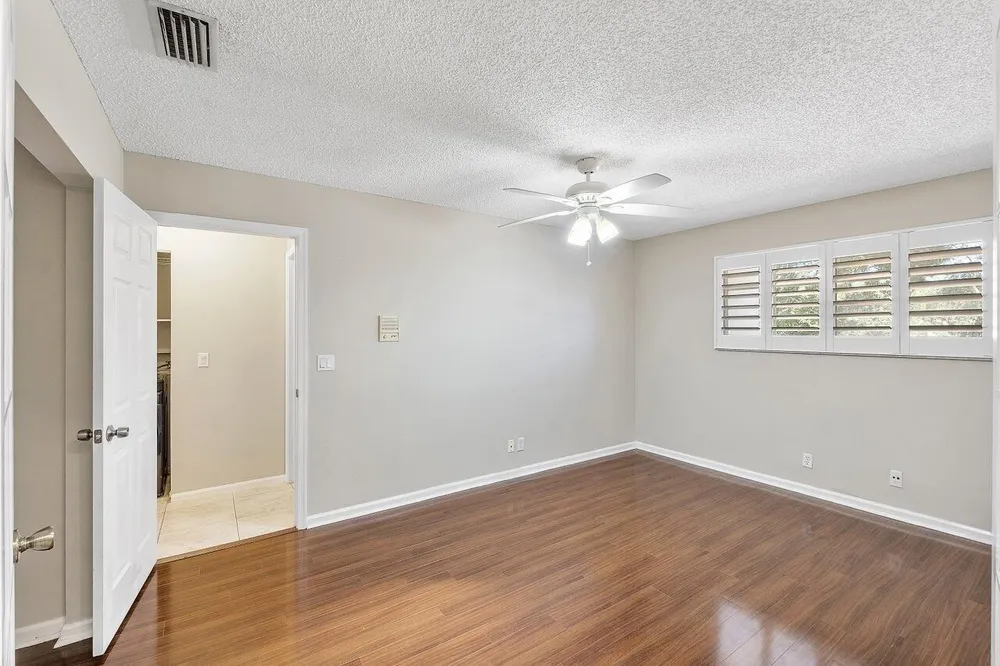17270 Boca Club Blvd, Boca Raton, FL 33487