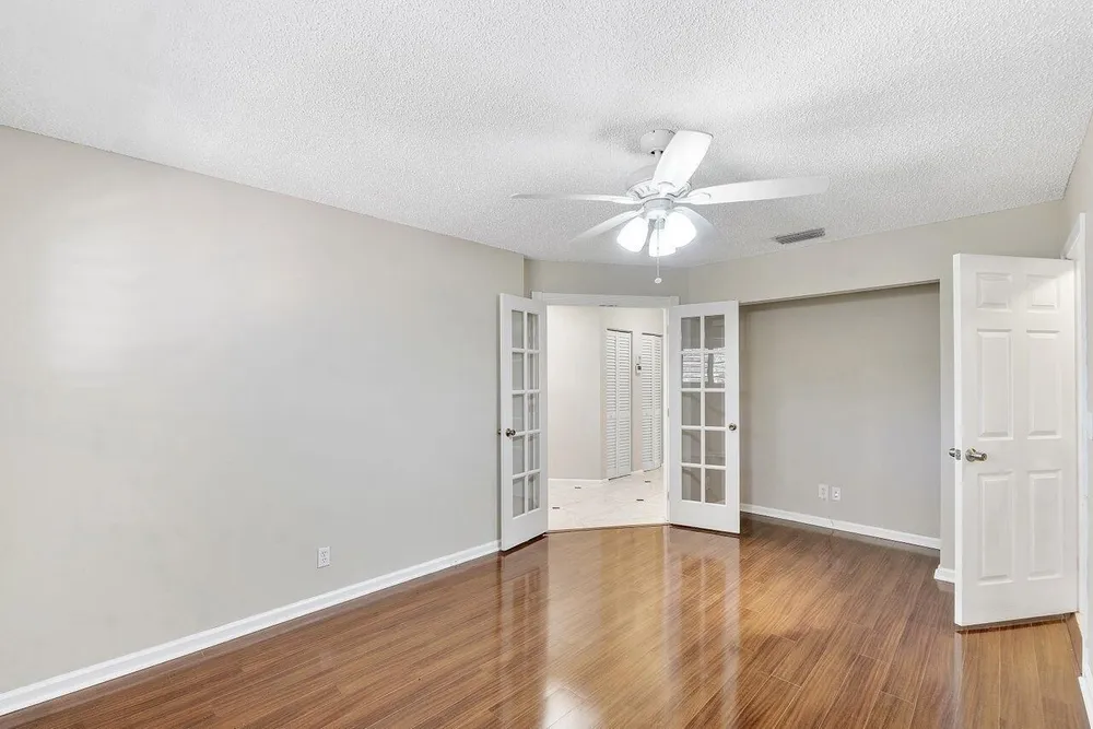 17270 Boca Club Blvd, Boca Raton, FL 33487