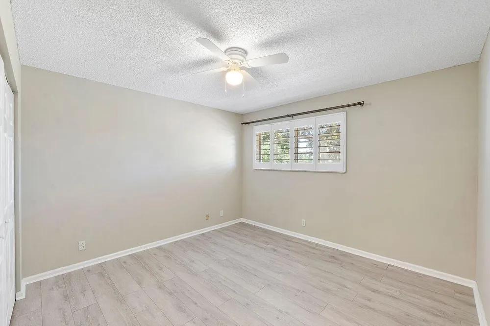 17270 Boca Club Blvd, Boca Raton, FL 33487