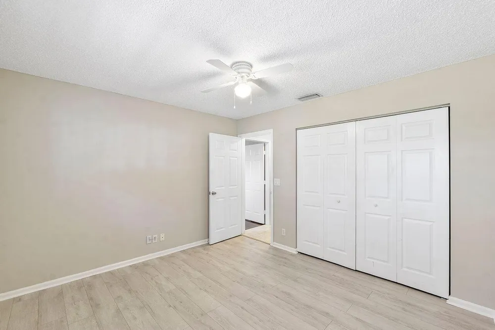 17270 Boca Club Blvd, Boca Raton, FL 33487