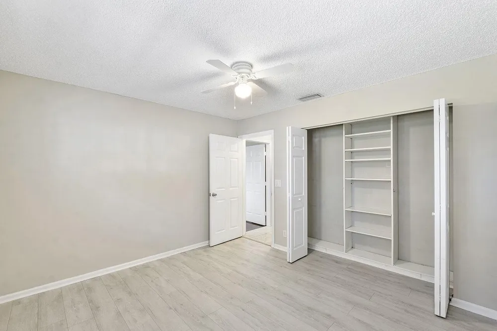 17270 Boca Club Blvd, Boca Raton, FL 33487