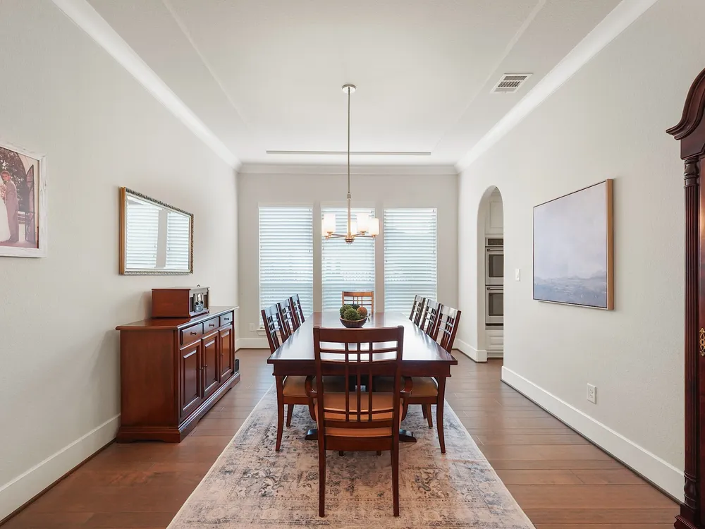 11 Kimberling Ct, Tomball, TX 77375