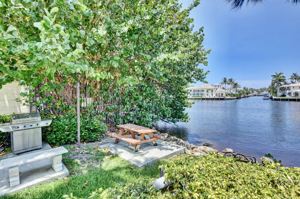 1 Harbourside Dr, Delray Beach, FL 33483