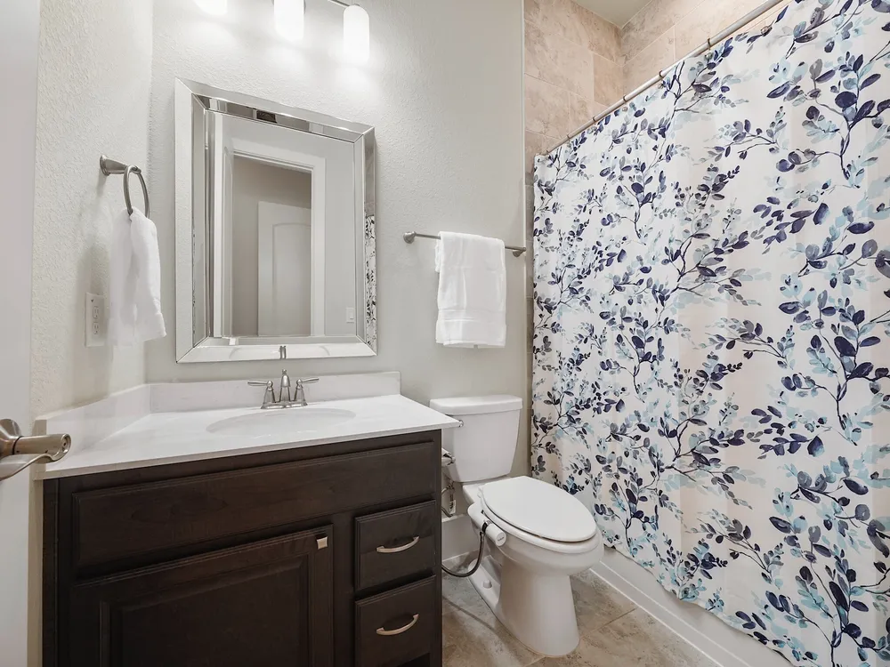 11 Kimberling Ct, Tomball, TX 77375