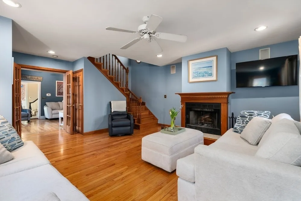 18 Putnam St, Boston, MA 02129