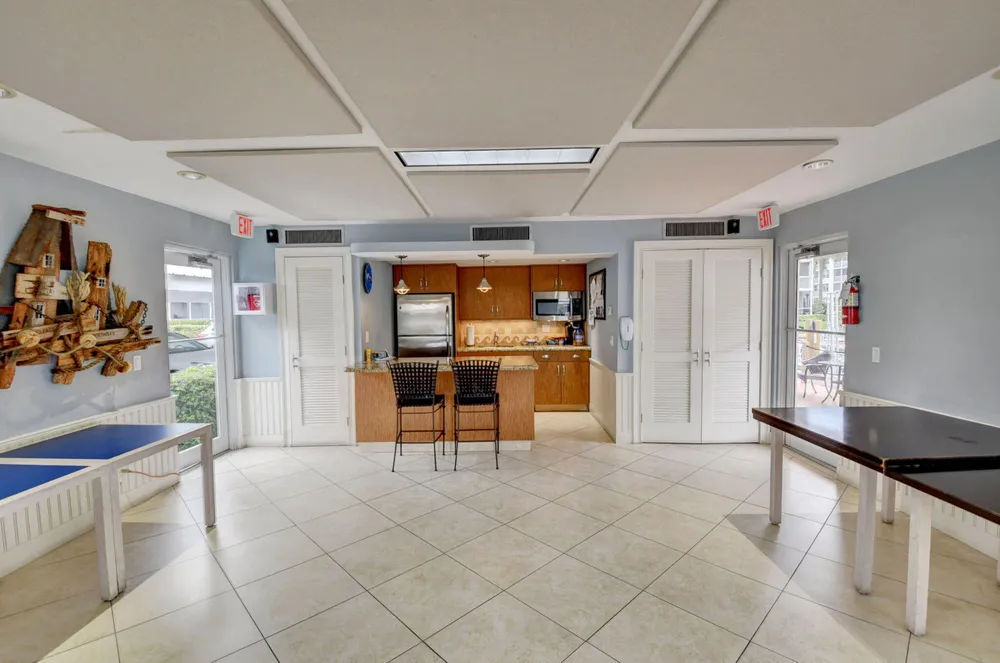 1 Harbourside Dr, Delray Beach, FL 33483