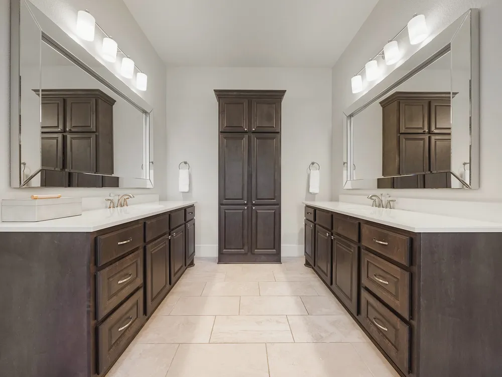 11 Kimberling Ct, Tomball, TX 77375