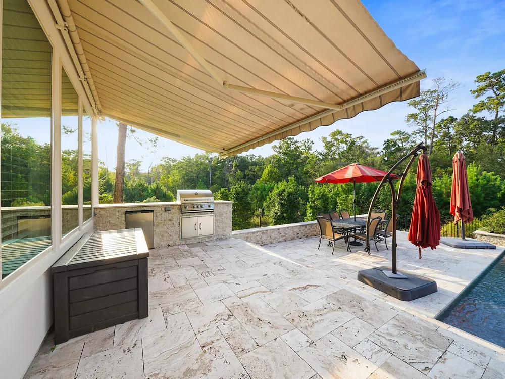 11 Kimberling Ct, Tomball, TX 77375