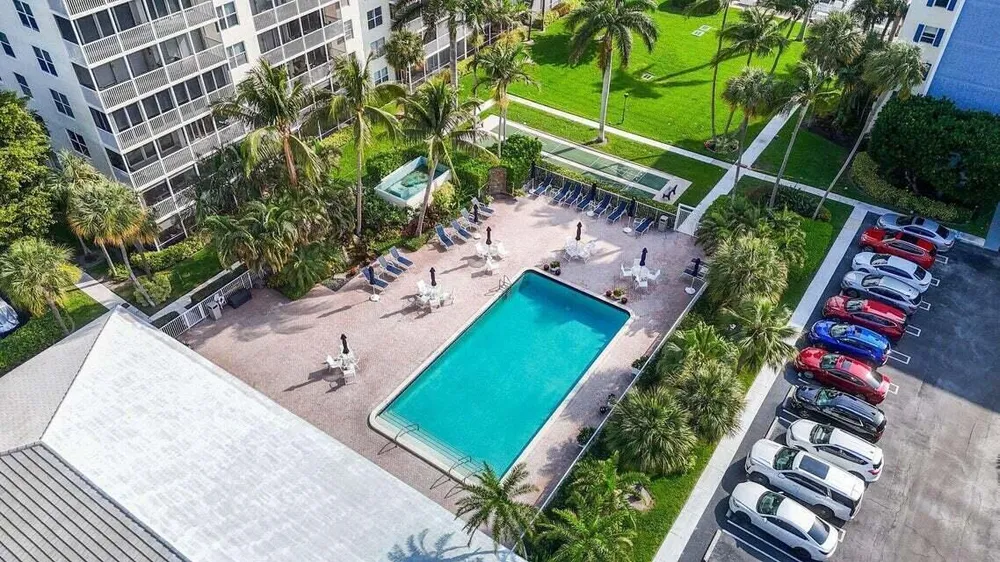 1 Harbourside Dr, Delray Beach, FL 33483