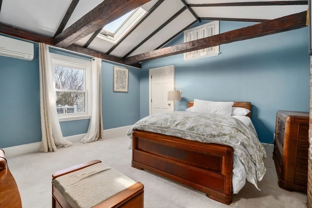 18 Putnam St, Boston, MA 02129