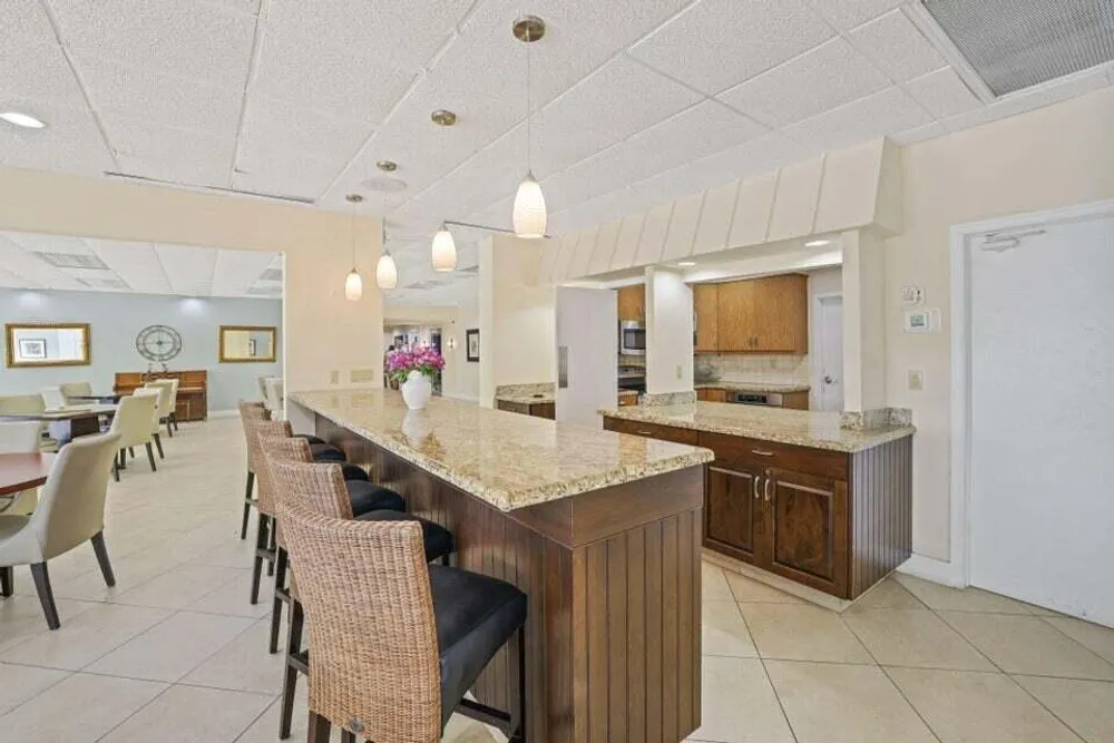 1 Harbourside Dr, Delray Beach, FL 33483