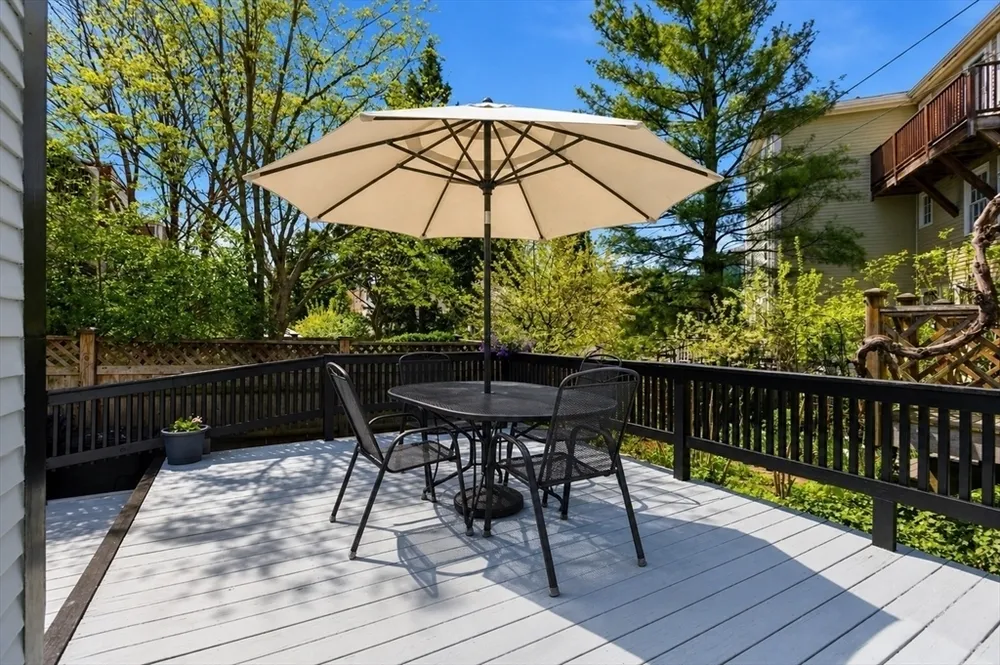18 Putnam St, Boston, MA 02129