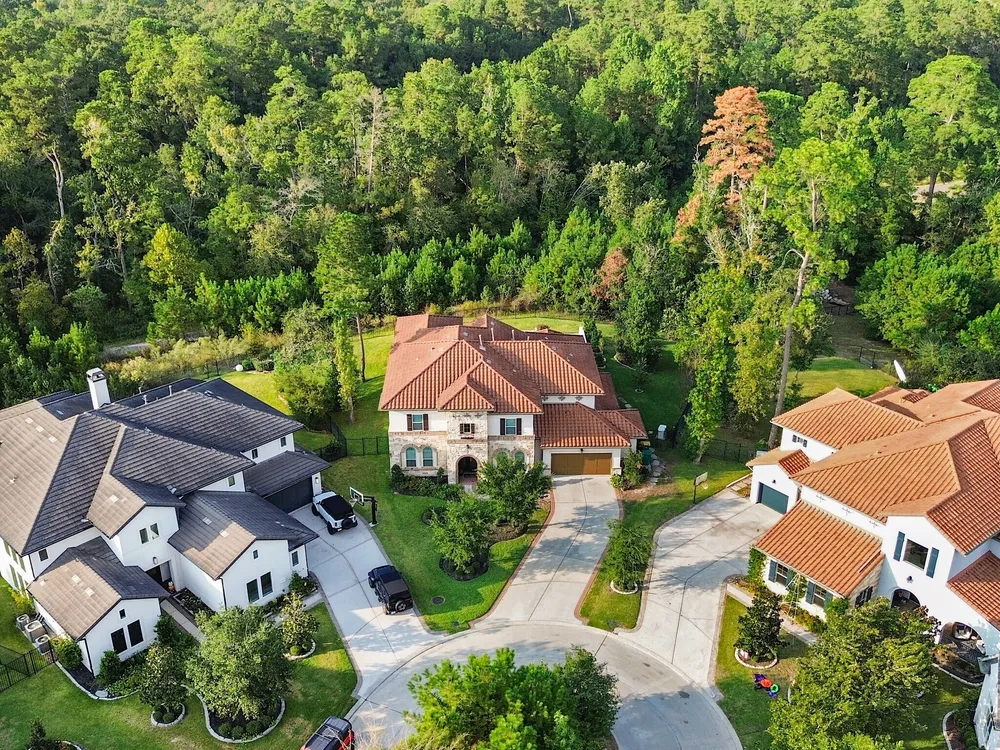 11 Kimberling Ct, Tomball, TX 77375