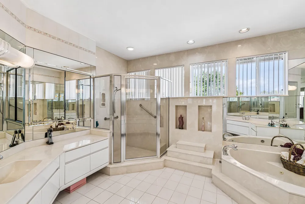 7173 Montrico Dr, Boca Raton, FL 33433