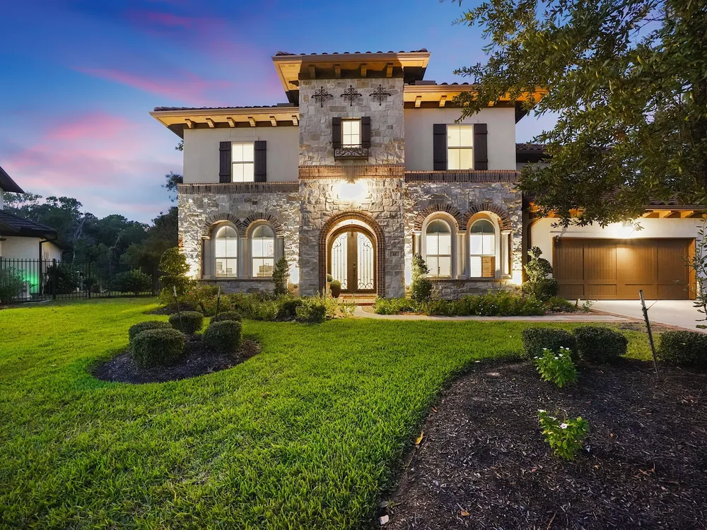11 Kimberling Ct, Tomball, TX 77375