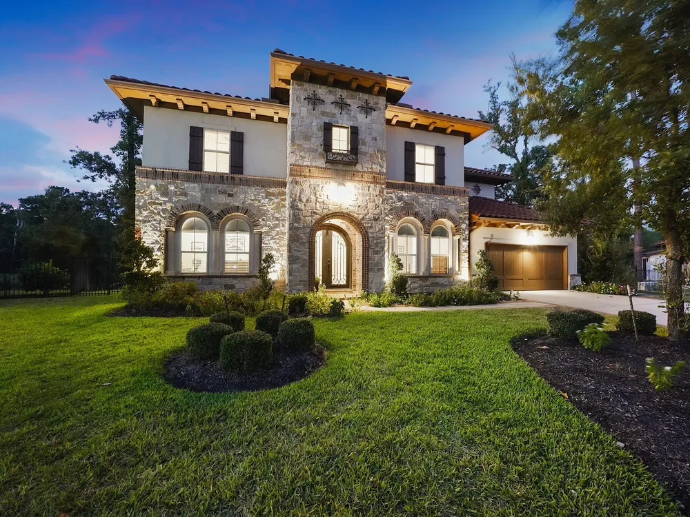 11 Kimberling Ct, Tomball, TX 77375